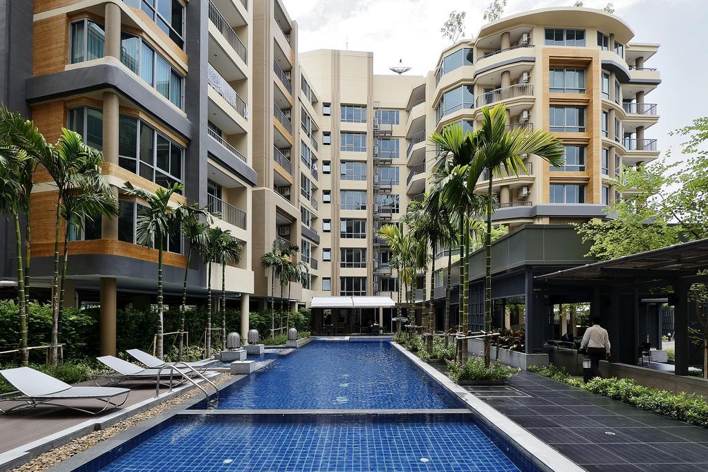 Apartamento Siamese Nanglinchee Bangkok Exterior foto