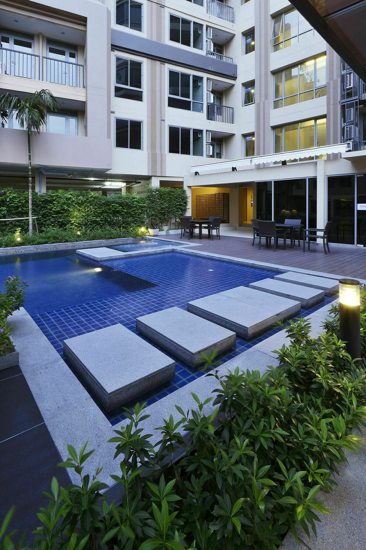 Apartamento Siamese Nanglinchee Bangkok Exterior foto